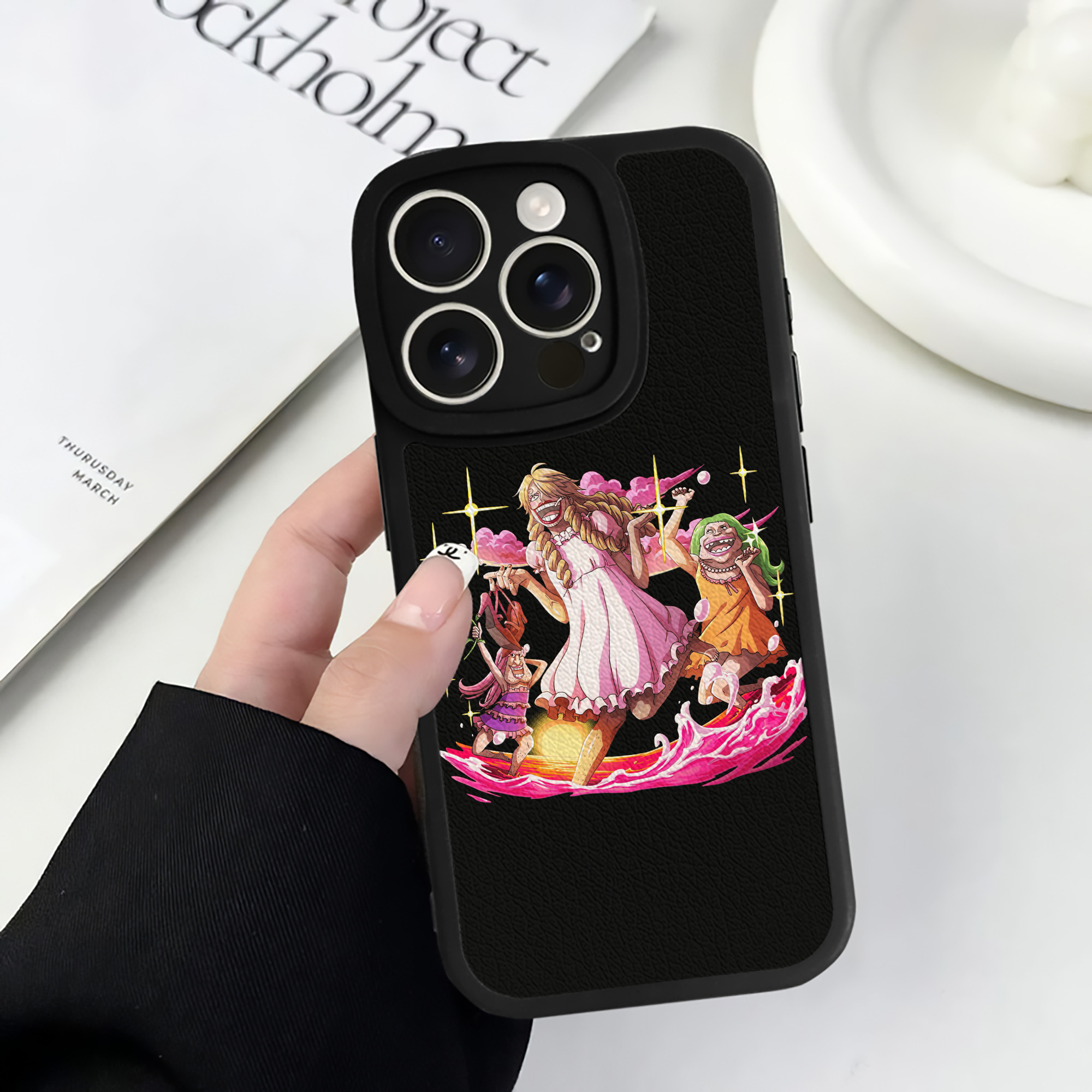 （画像用） ワンピース サンジ ONE PIECE Sanji 【iPhone 16シリーズ対応】シリコンスマホケース（レザー調） 材質：シリコン